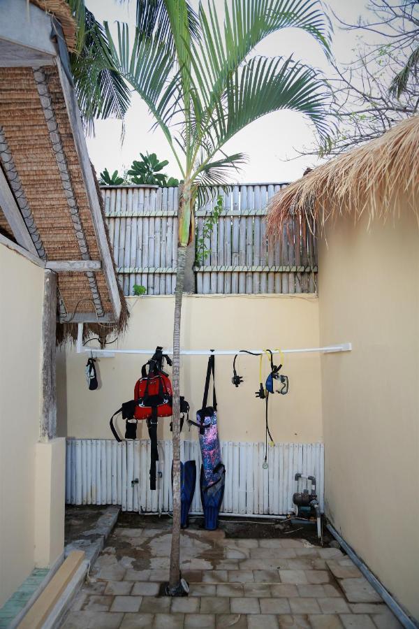 Villa Sentosa, Cheerful 3-Bedroom Villa With Pool Gili Trawangan Zewnętrze zdjęcie